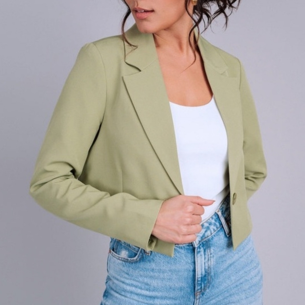 Avec Les Filles Light Olive Green Cropped Blazer